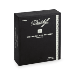 Robusto prensado en caja de Davidoff Nicaragua