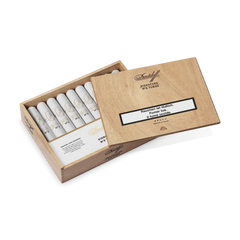 Cigarro Davidoff Signature No.2