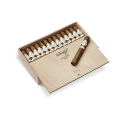 Firma de Davidoff Toro